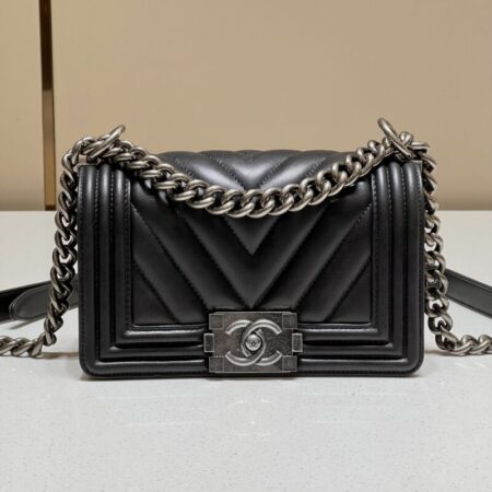 Top Quality Chanel Le Boy V Black – Silver