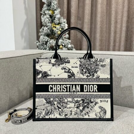 Top Quality Dior Tote Book Constilation