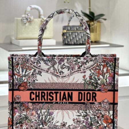 Top Quality Dior Tote Book Sunflower Spring