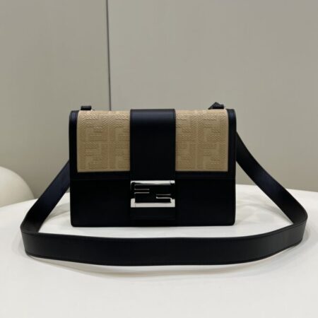 Top Quality Fendi Baguette Pouch Black