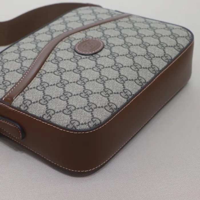 GUCCI MESSENGER BAG WITH INTERLOCKING G - View 6