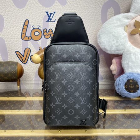 Top Quality LV Avenue Slingbag Black