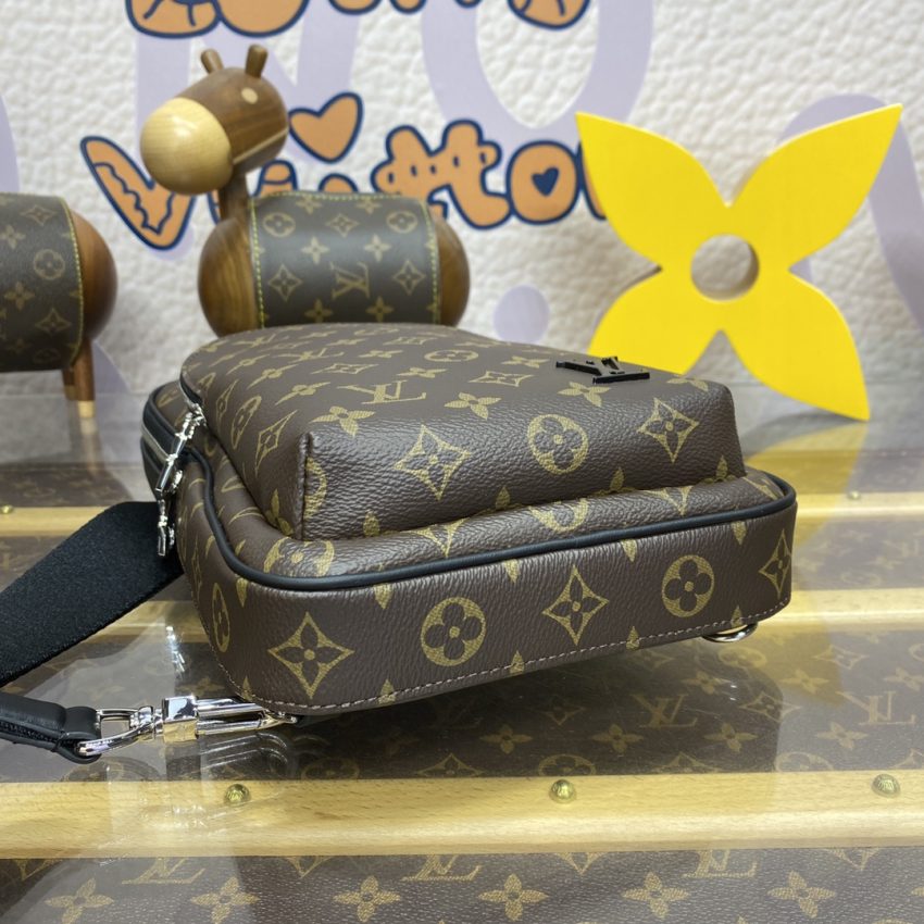 Top Quality LV Avenue Slingbag Brown - View 4