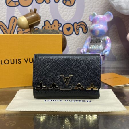 Top Quality LV Capucines Compact Wallet