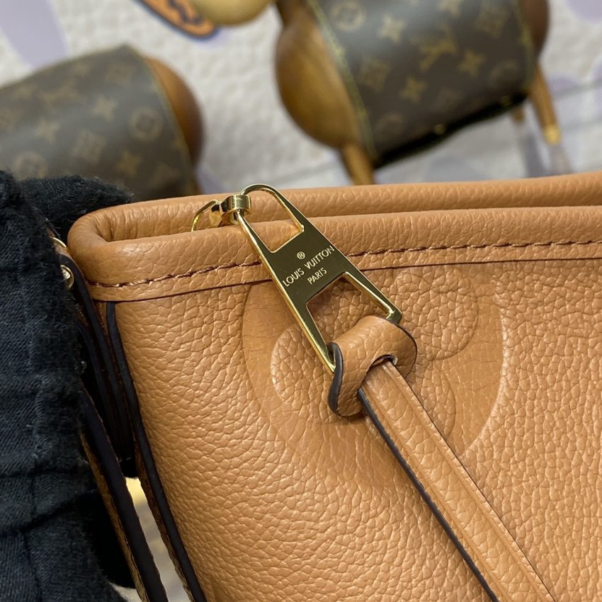 Top Quality LV Carry All PM Brown - View 9