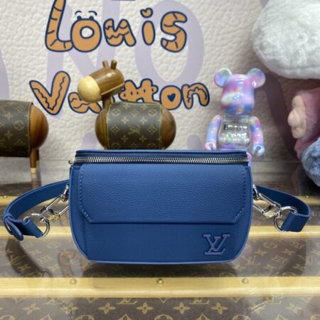 Top Quality LV Pilot Wearable Wallet Blue
