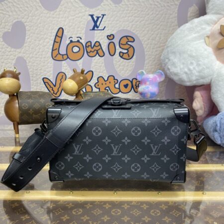 Top Quality LV Soul Trunk East West Black