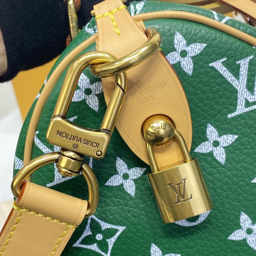 Top Quality LV Speedy P9 Bandouliere 25 Green - View 7