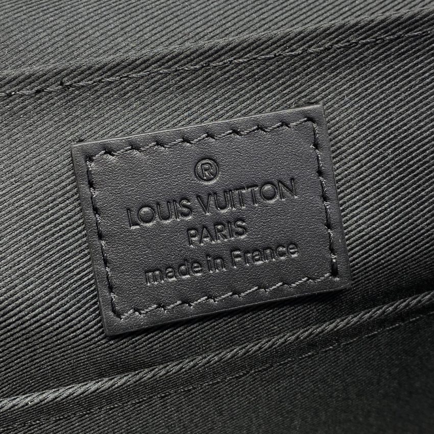 Top Quality LV Takeoff Messenger Black - View 6