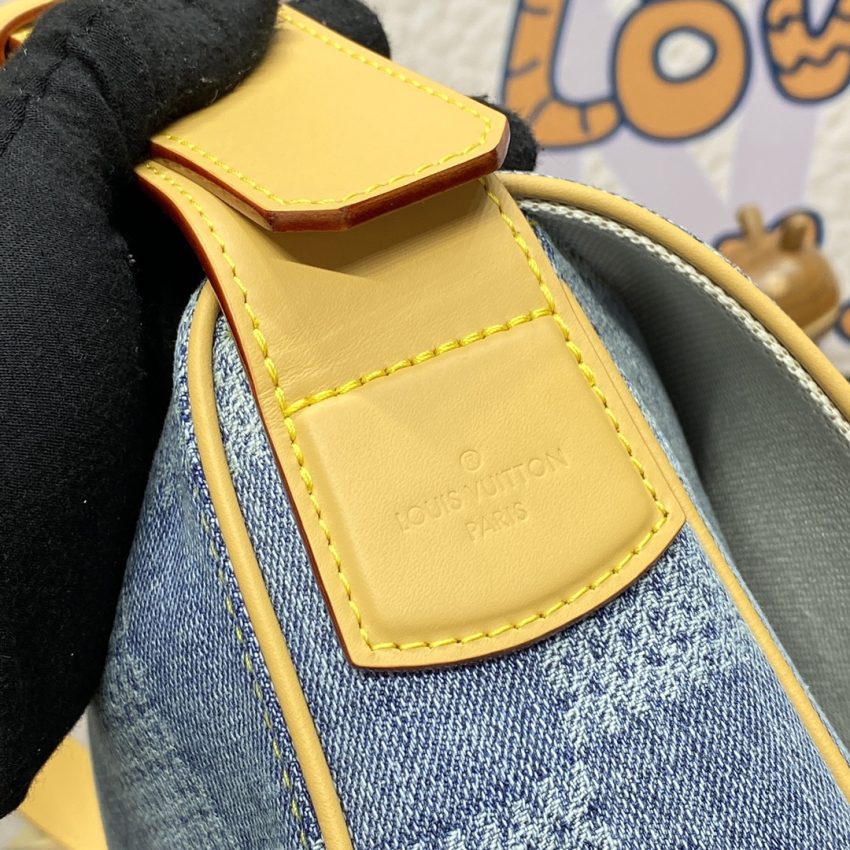 Top Quality LV Wearable Wallet Denim - View 4